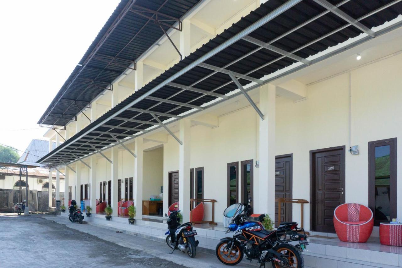 Hotel Reddoorz Syariah Near Sultan Muhammad Kaharuddin Airport Sumbawa Besar Exteriér fotografie