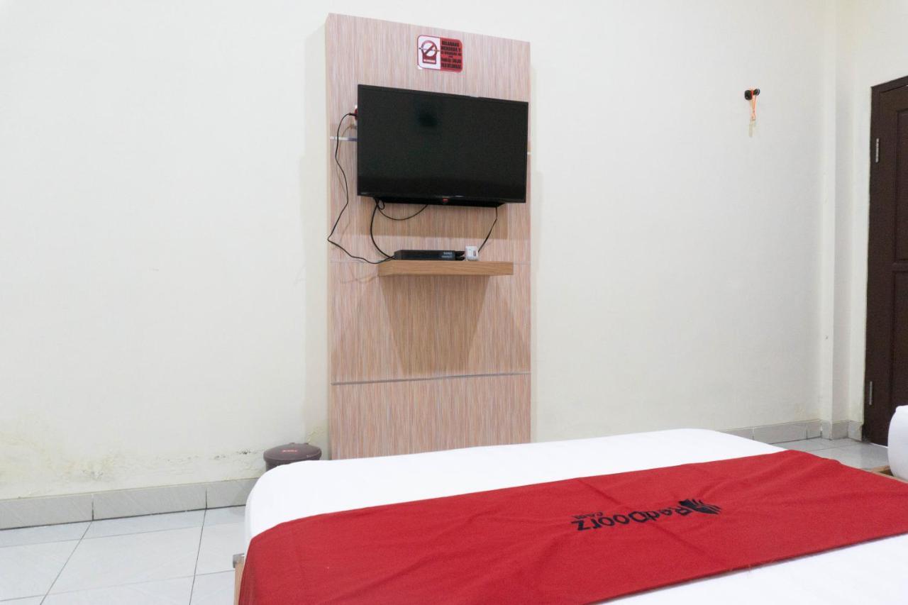Hotel Reddoorz Syariah Near Sultan Muhammad Kaharuddin Airport Sumbawa Besar Exteriér fotografie